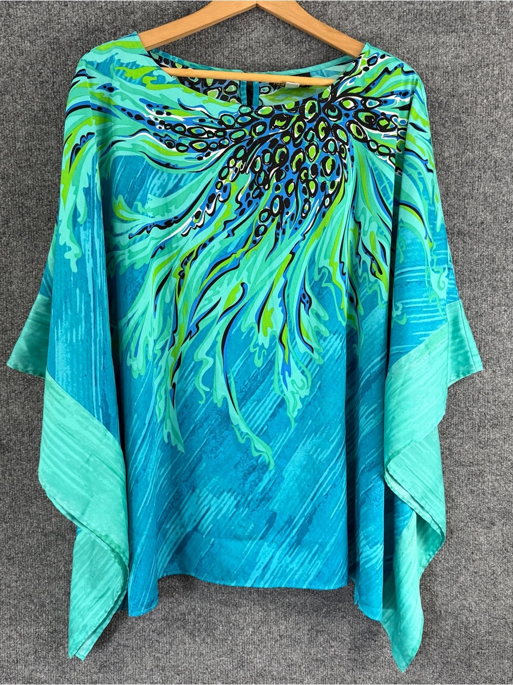 Bob Mackie Womens 1X Kimono Sleeve Top Blue Teal Artsy Flowy Casual - Picture 1 of 5